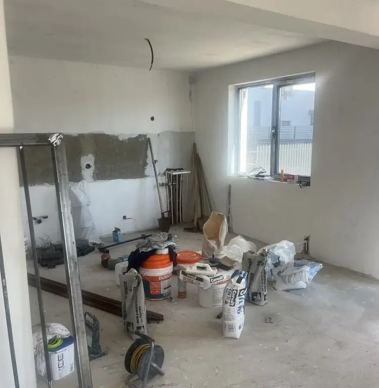 Casă domnesti 4 camere 2 băi
