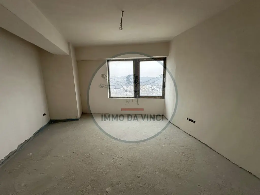 Penthouse West Tower