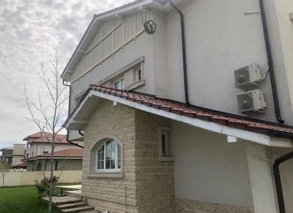 Casa individuala langa lacul Straulesti cu mutare imediata. Direct proprietar