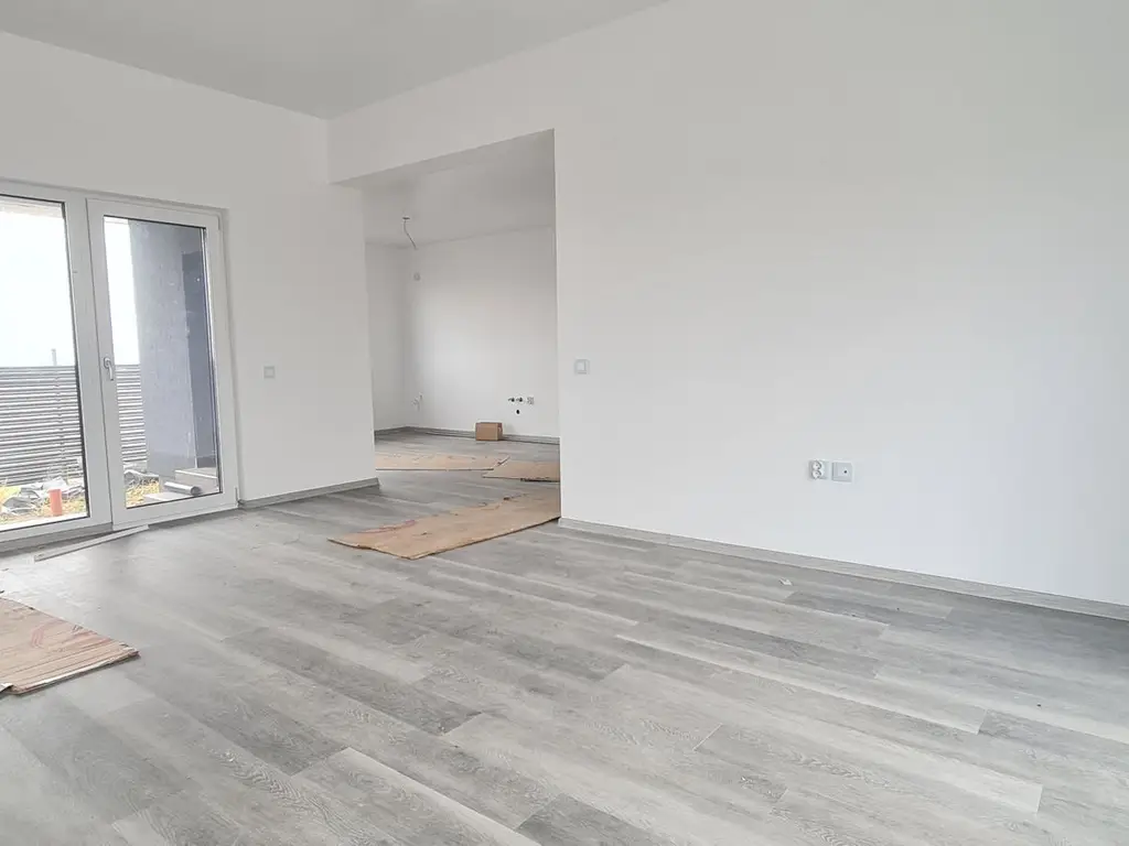 Casa 4 camere un nivel finalizata intabulata cartier Izvor Tarlungeni