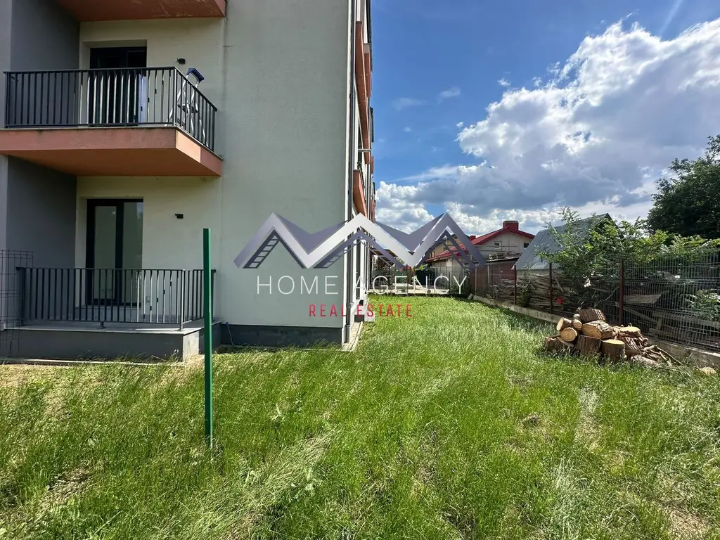 Apartament 2 camere + curte 110 mp Otopeni central