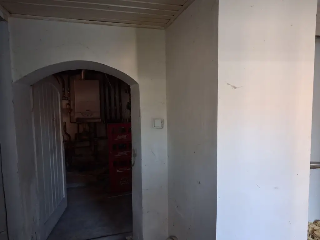 Casa RENOVATA partial 8 cam 6 ari 550mp garaj Ana Ipatescu.