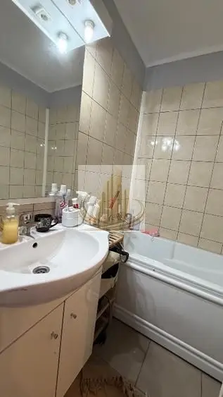 Două Case de Vânzare | Calea Bogdăneștilor |Tramvai în Fața Imobilului