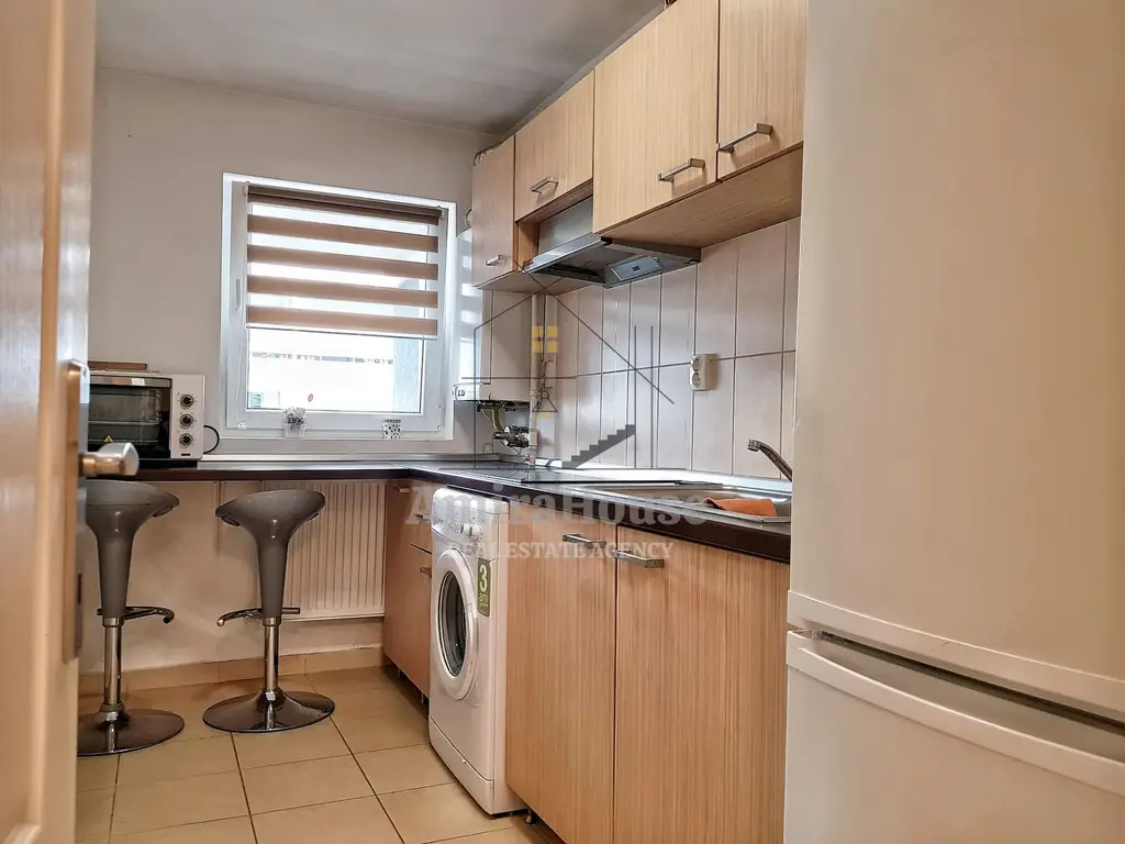 Apartament 1 camera, decomandat, 38 mp, str Calea Turzii