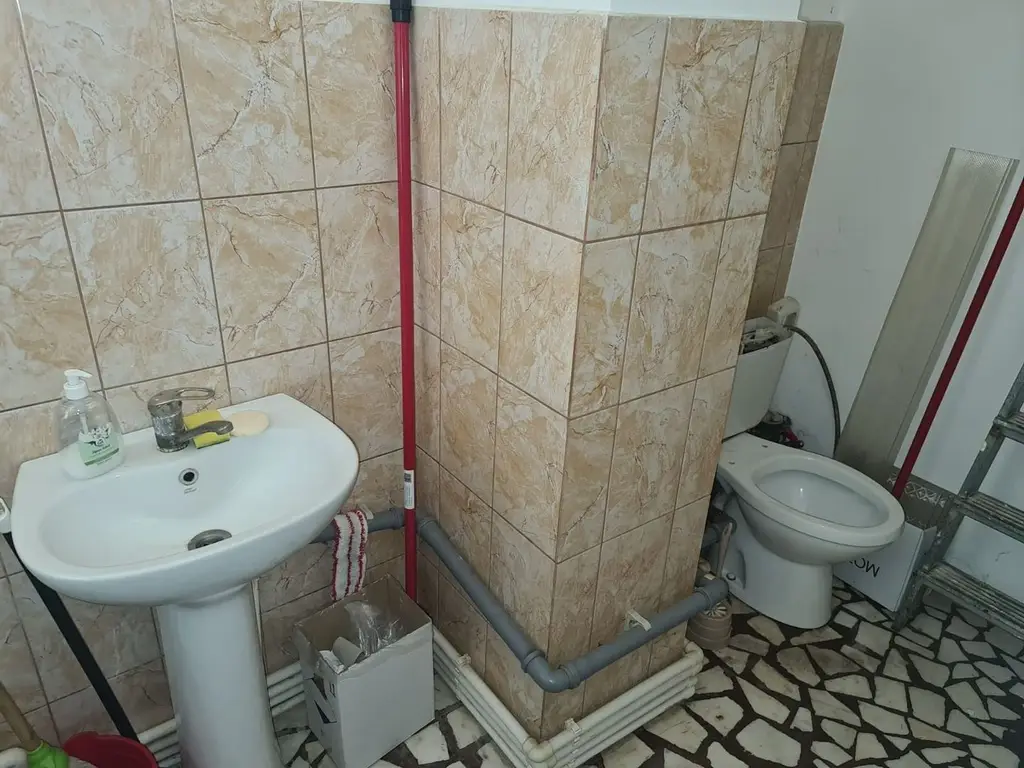 Spatiu comercial 85 mp - Strada Navelor, Faleza Dunarii