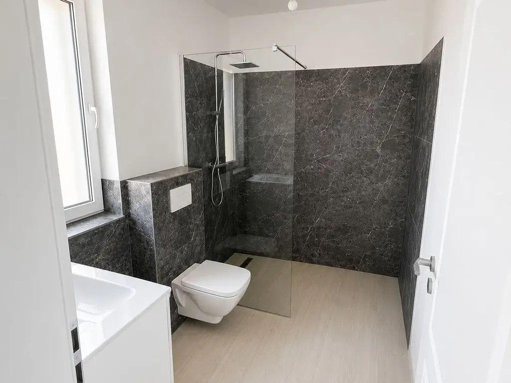 Duplex nou de închiriat | 120 mp utili | 3 dormitoare | Curte proprie