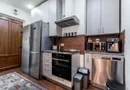 Apartament în centru cu acces auto și garaj propriu