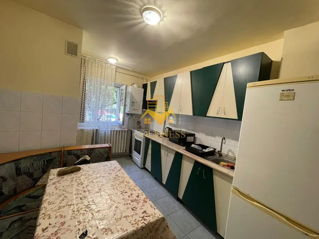 3 Camere decomandate, Parcare, UMF, UTCN,Observatorului, Sigma, Mol