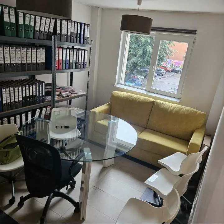Apartament 4 camere 111mp Calea Mosilor - tip birou