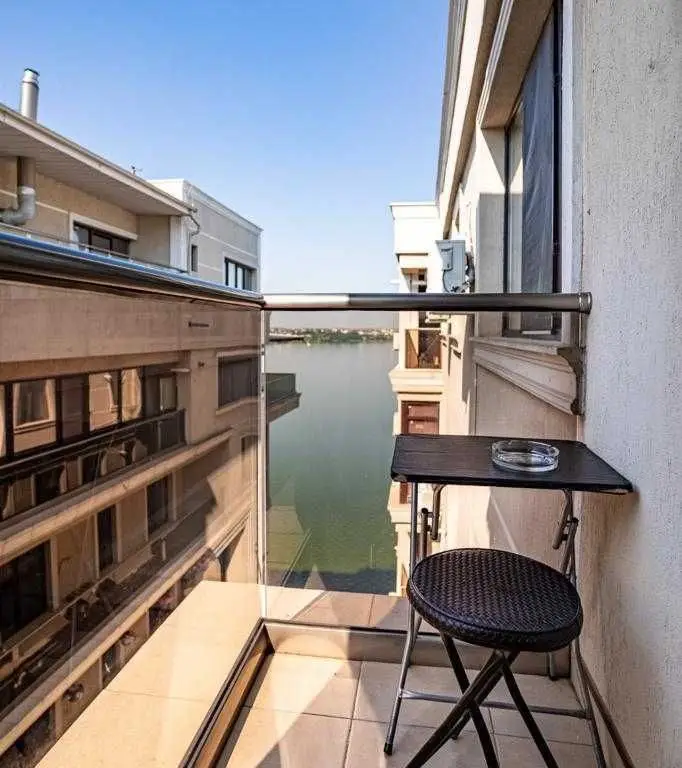 Apartament 2 cam central Mamaia langa Mega Image- Solid Residence
