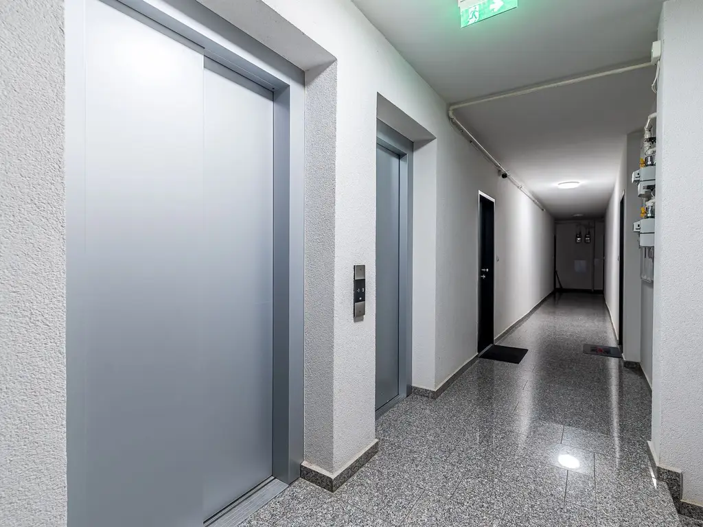 VÂNDUT! Apartament 2 camere, bloc nou, malul Mureșului