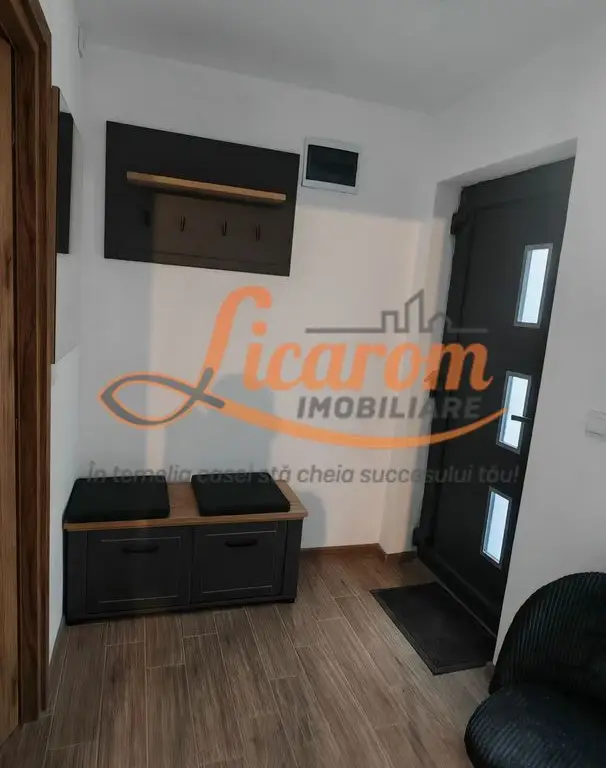 Apartament tip Casa 4 camere strada Carpatilor,totul nou.
