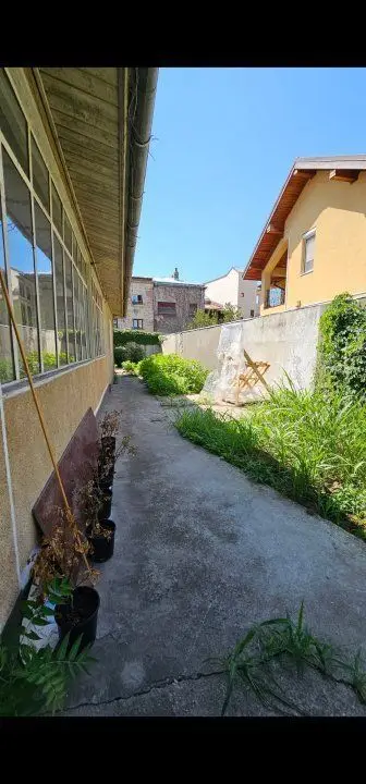 Vand 2case parter şi teren 985mp sau parteneriat construire zona Foişorul de Foc