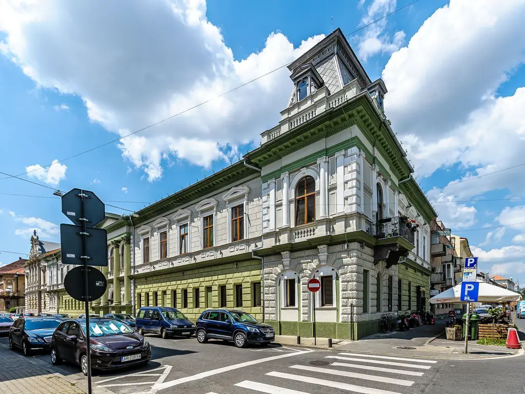 De închiriat spațiu ultracentral, ideal pentru multiple activități