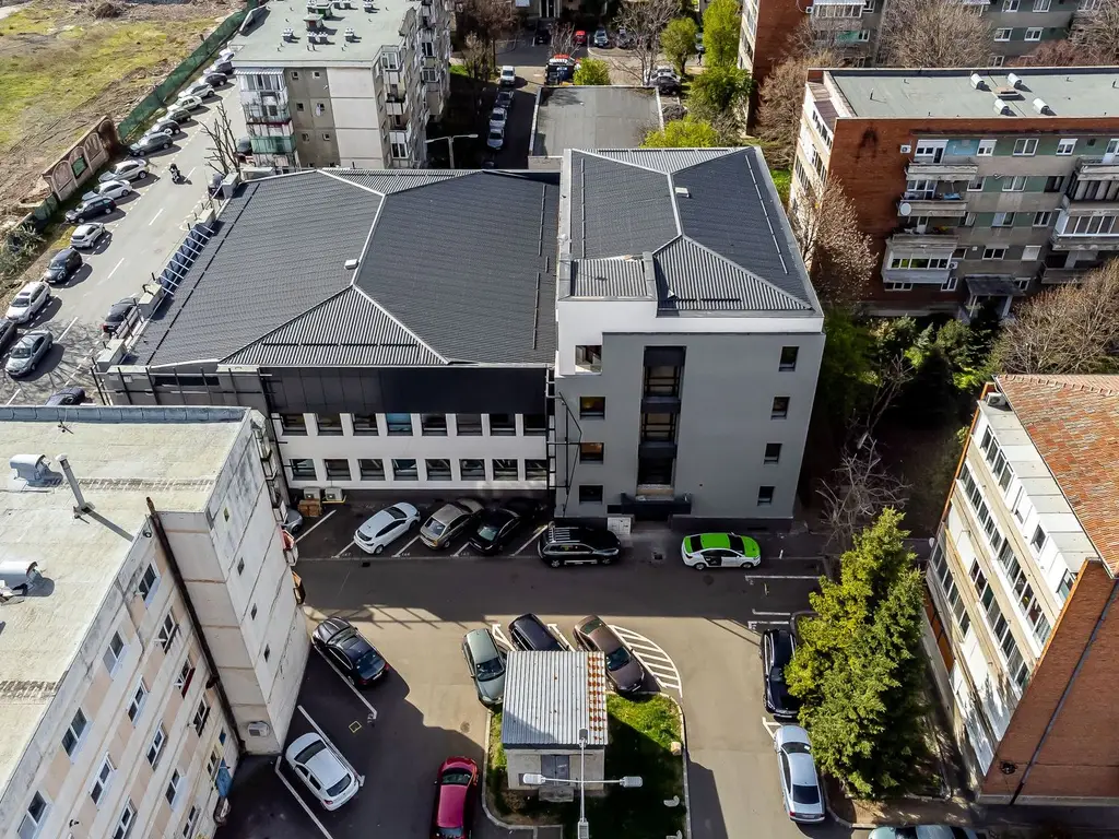 Spațiu modern de inchiriat destinat clinicilor sau companiilor