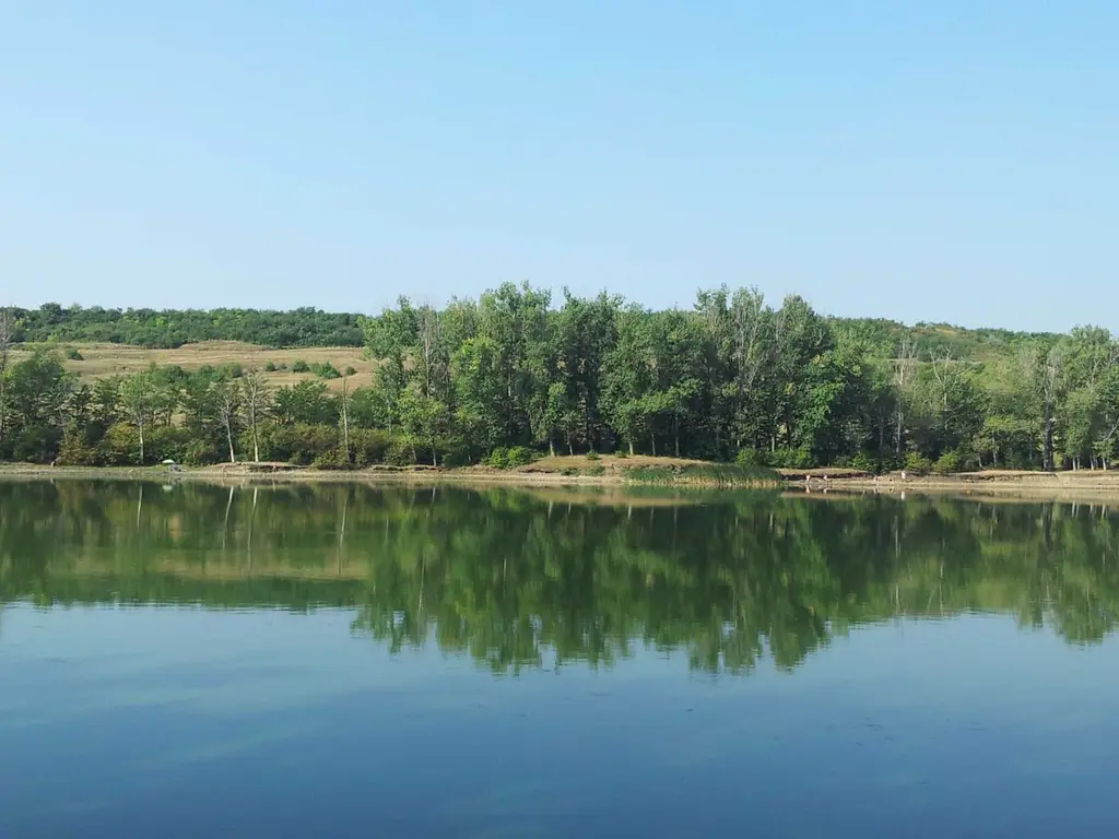Vand/Inchiriez Casa 460mp+teren 1090mp Lac Ezareni - 1250euro/mp