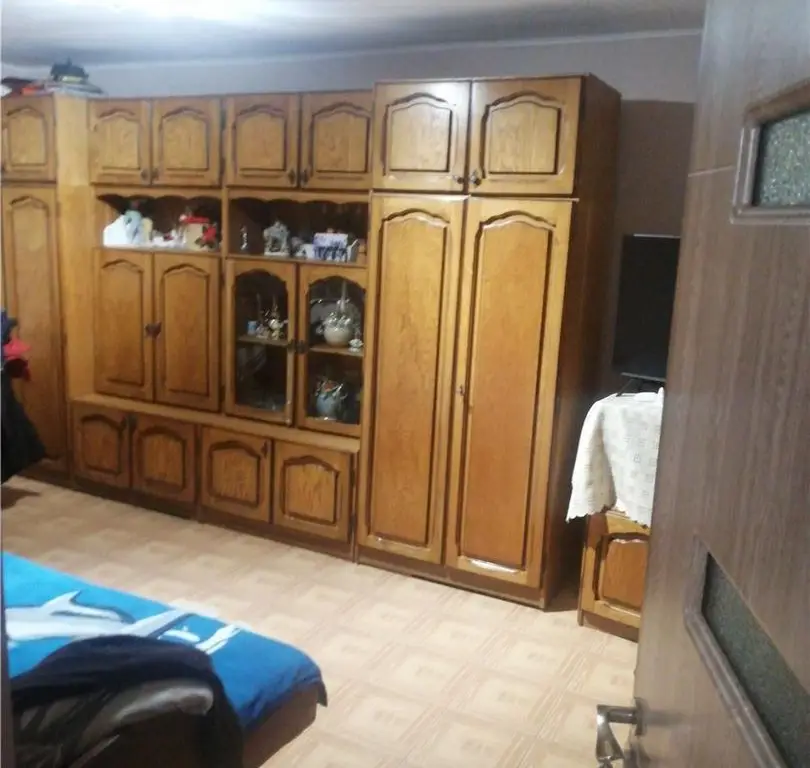BRASADAS vinde casa din cărămidă cu 2 cam. zona Baritiu.