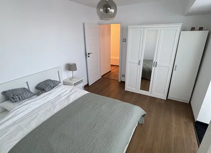 Inchiriez apartament 2 camere Piata Victoriei