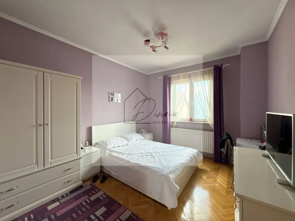 De inchiriat Vila 6 camere Pipera I bulevard, teren750 mp I COM 0%