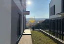 Duplex lux, de închiriat, 5 camere, parcare, curte, terasă,220mp teren