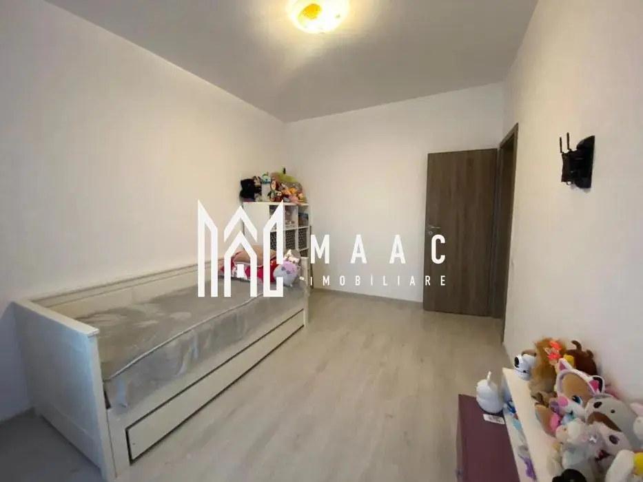 Apartament 3 camere I Etaj 3 I Zona Tineretului