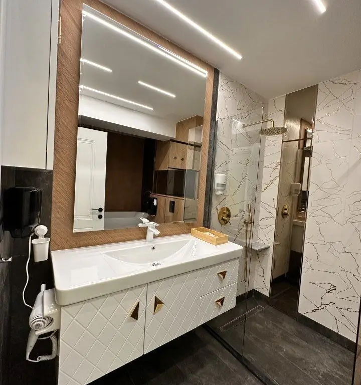 Penthouse exclusivist, 650 mp, Unirii-Alba Iulia-Mall Vitan CRYPTO Accept