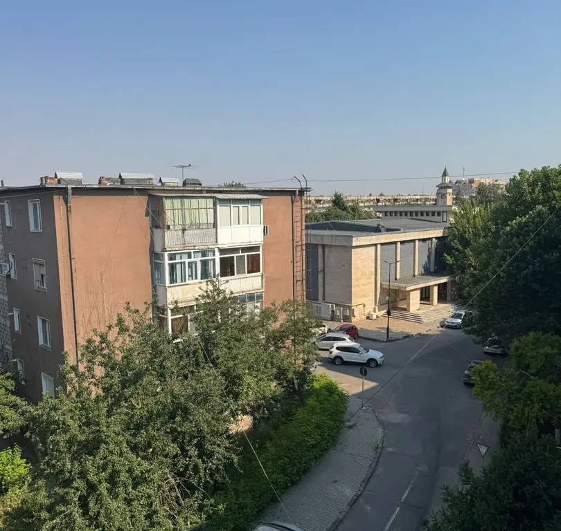 Apartament 2 camere, decomandat – Zona Centrală, bloc Lumina