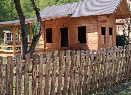 Cabana de vânzare