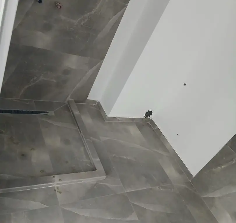 Apartament nou, 1 cameră, Băile Felix.  80 000 E. Comision 0