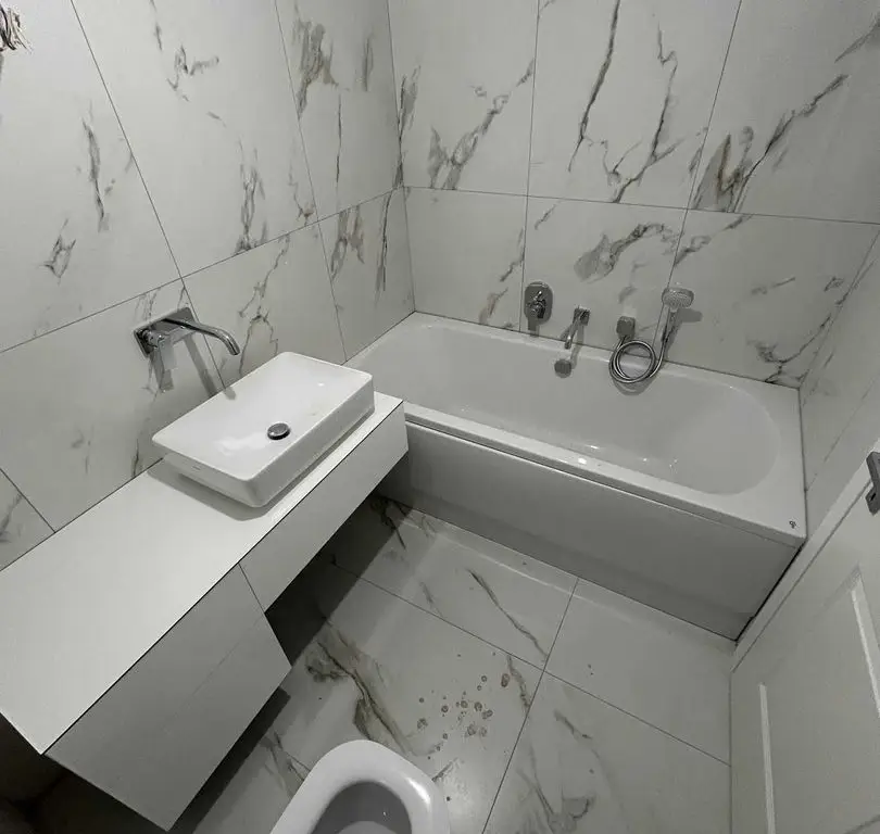 Ag BRASADAS închiriază apt 2 cam 2024 Casa Poporului.