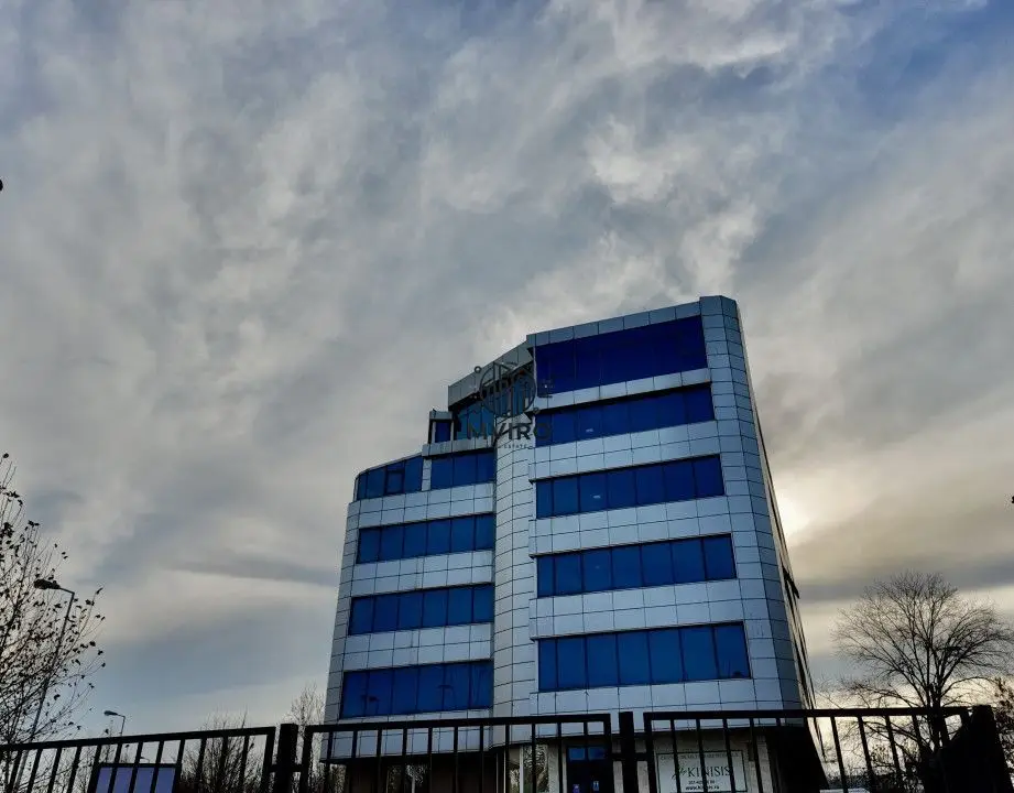 Spatii de birouri de inchiriat in zona Grozavesti - comision 0%