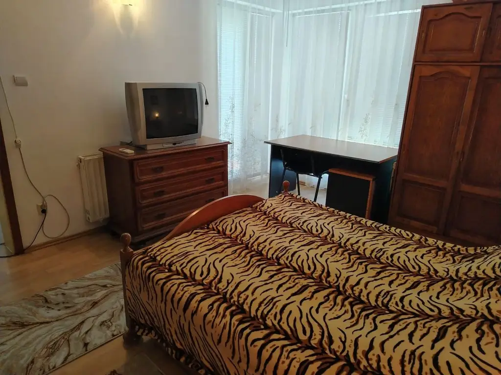 Apartament 3 camere de închiriat în vilă | 2 terase | Loc de parcare