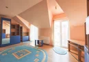 Vilă cu 6 camere în zona rezidențială - Poltura