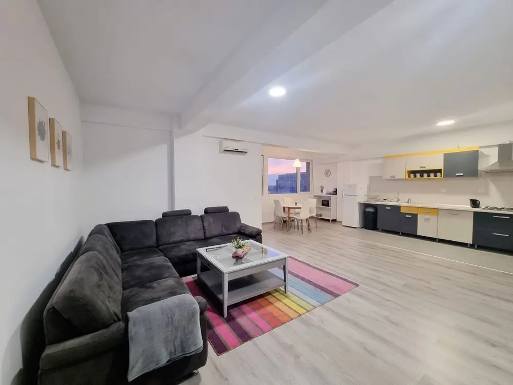 Vand apartament 2 camere 77mp calea Torontalului