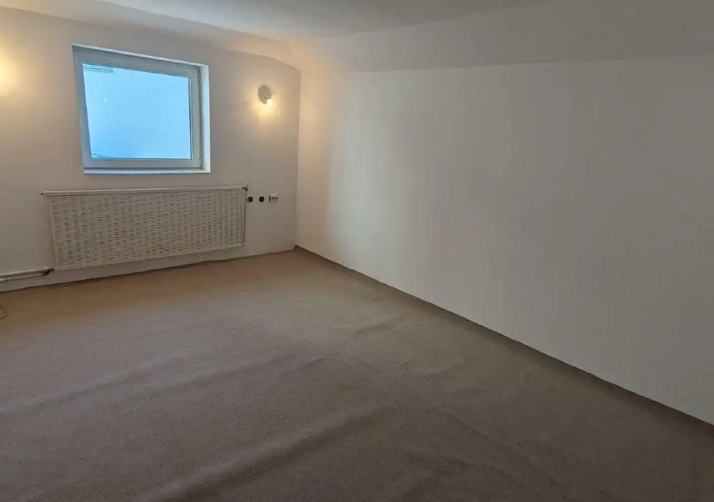 Casa de Vanzare Crangasi | 3 Camere | 5 min de mers Metrou Crangasi