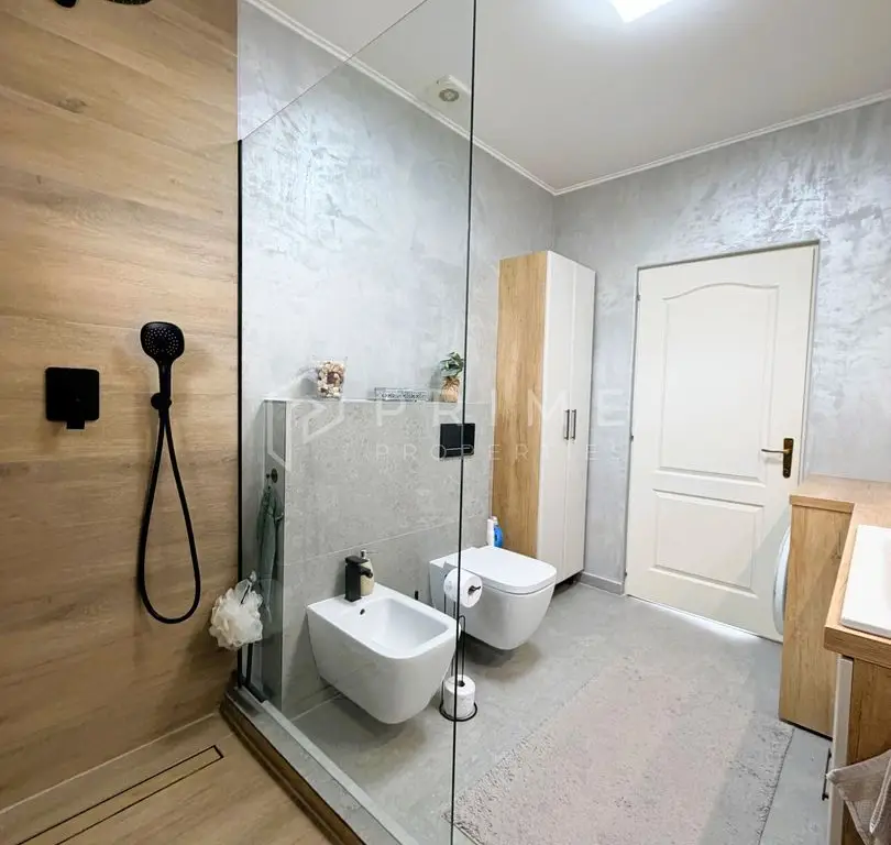 Duplex modern | Complet Mobilat și Utilat I Curte amenajată I Unirii