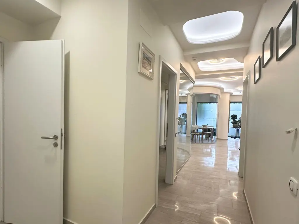 De vânzare Centru Medical Multifuncțional 196 mp zona Coresi