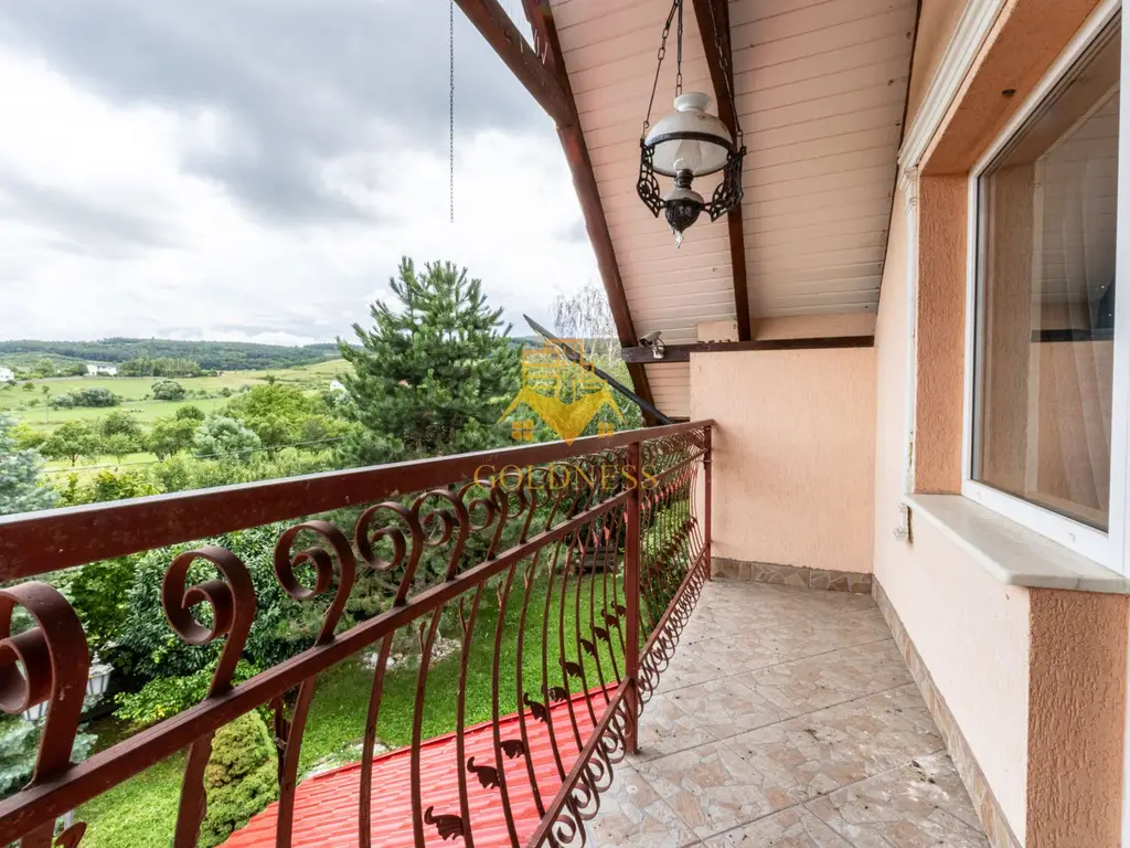 Casa individuala, 5 camere, dressing,garaj, 1000 mp gradina, Borhanci