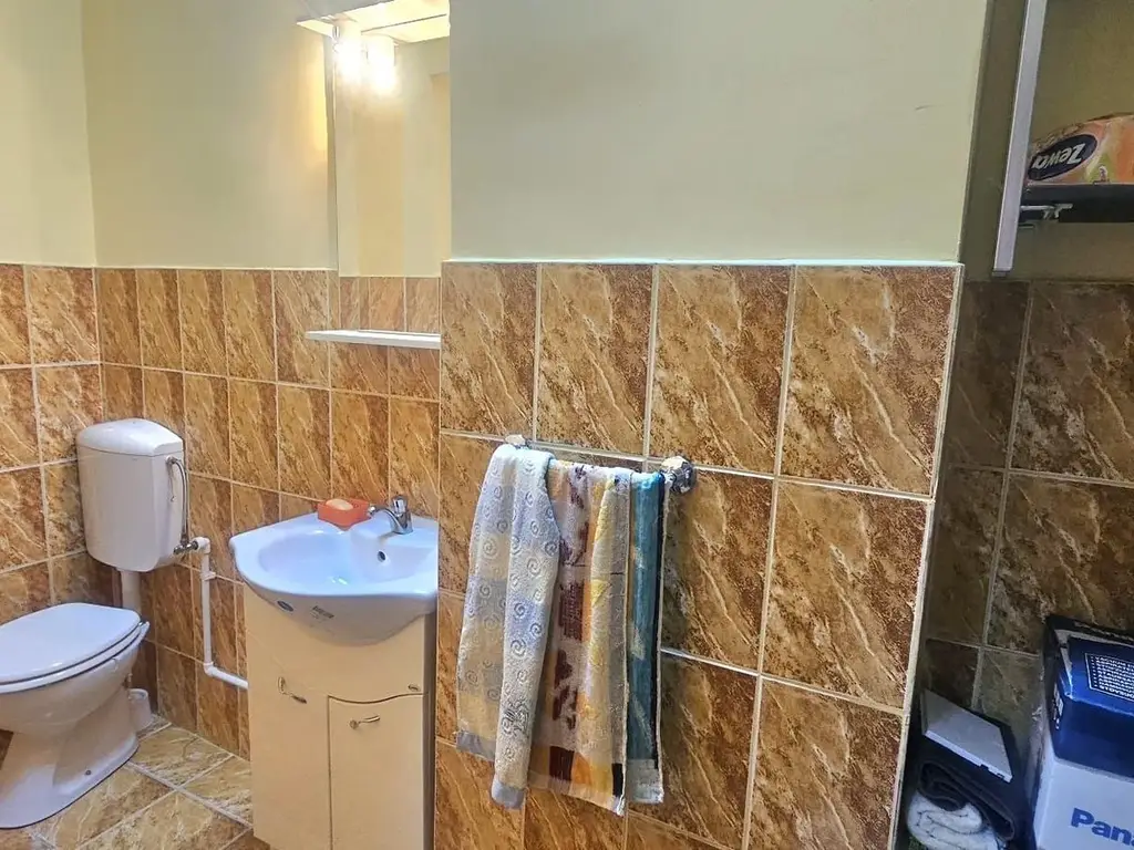 Spatiu comercial de inchiriat – 2 camere, 33 mp, zona Port