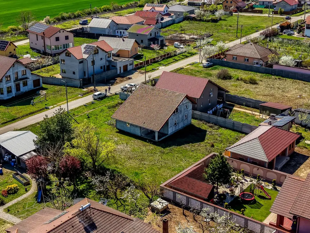 🏡 Casă P+1 la gri | 239 mp construiți | Călugareni -14 km de Arad