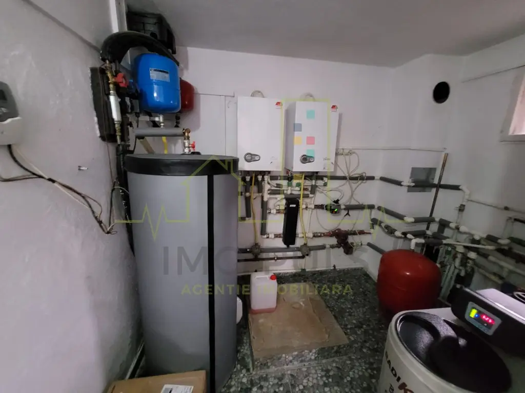 Casa individuala. Mobilata si utilata. Dispune de toate utilitatile.