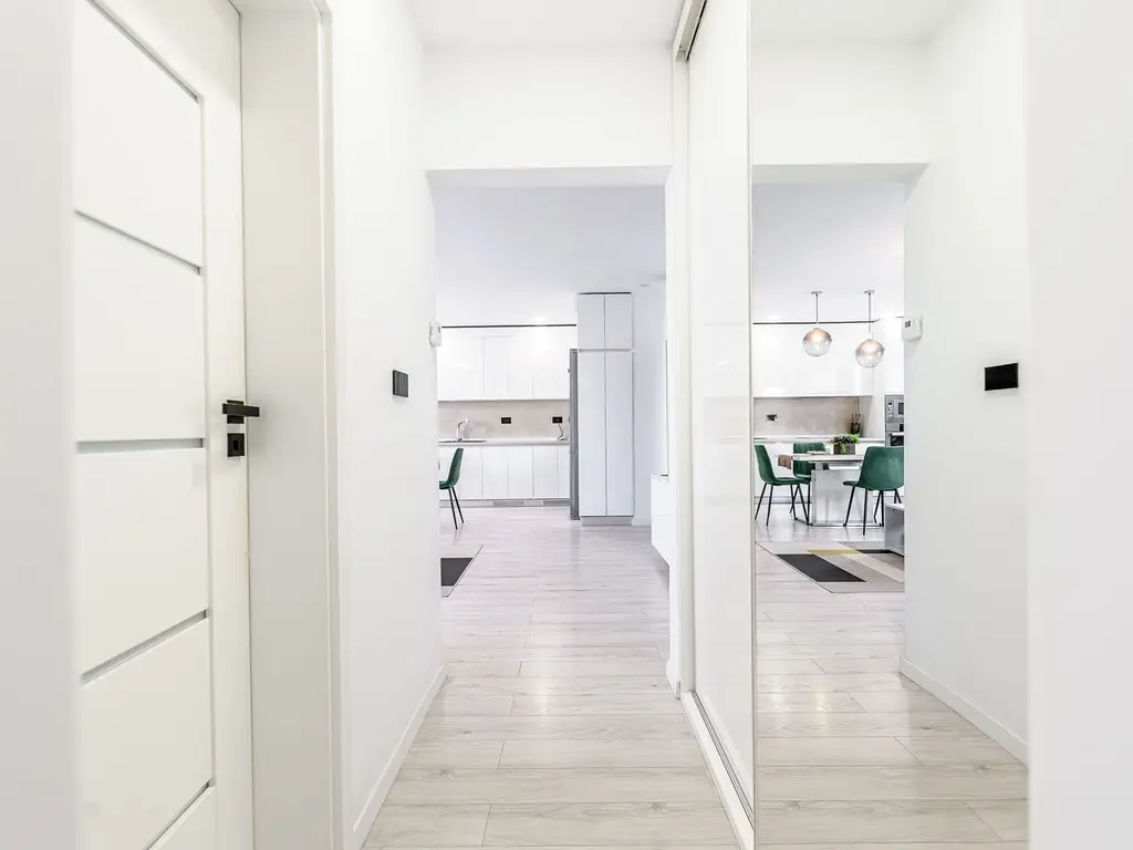 Apartament superb, ultrafinisat, bloc nou lângă Medlife Genesys