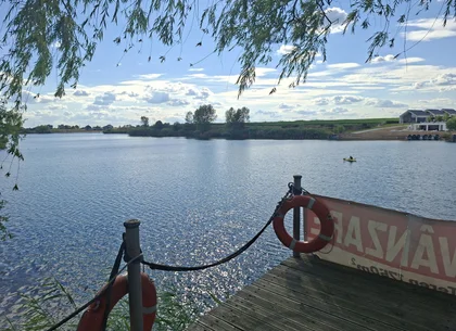 BRASADAS vinde casa cu iesire la lac