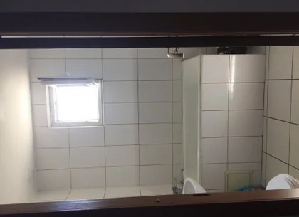 Apt 3cam renovat  69mp, dotat cu  CT, AC , an 1985  etaj 7/8, mobilat