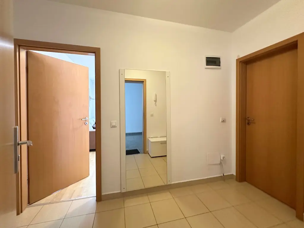 Apartament 2 camere mobilat și utilat cu vedere superbă spre Tâmpa