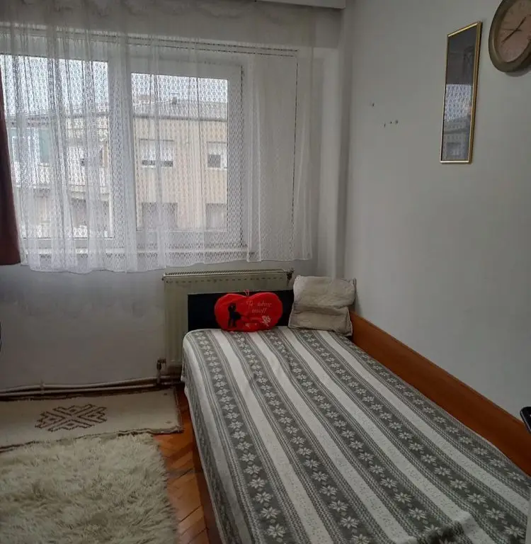 Vand Apartament 3 camere, Micro 16 Satu Mare