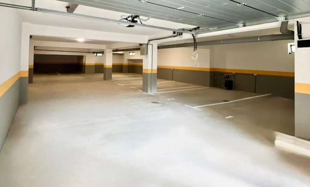 Apartament spațios cu 3 camere terasă și balcon Băneasa Aviației Sector 1