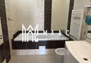 Apartament modern I 3 camere I 2 bai I Garaj I Lift