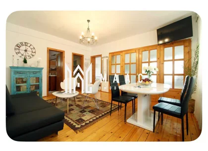 Apartament 3 camere | Etaj 1 | Gradina | Curte | Central