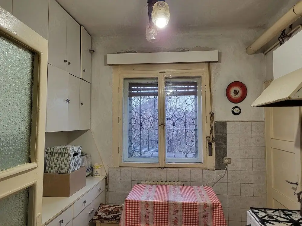 BRASADAS vinde casa in zona Baritiu.